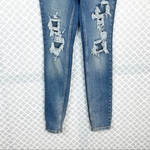 NWT Free People Blue Phoenix High Rise Ripped Skinny Jeans